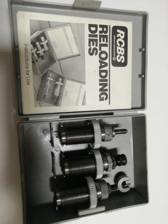Buenas noches, cambio dies RCBS Die Carb Set 9 parabellum con shell holder incluido, por dies Lee 308 01