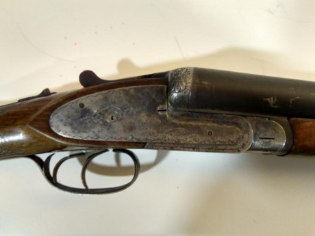 Buenos días
Pongo en venta esta escopeta paralela, la compré de subasta de armas en Madrid hace 6 años 12