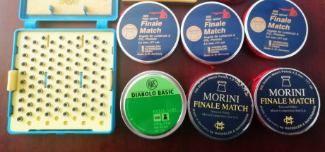 Vendo cinco cajas de balines del cal. 4,5 mm, de competicion , HN FINALE MATCH y una caja RWS, más una 00