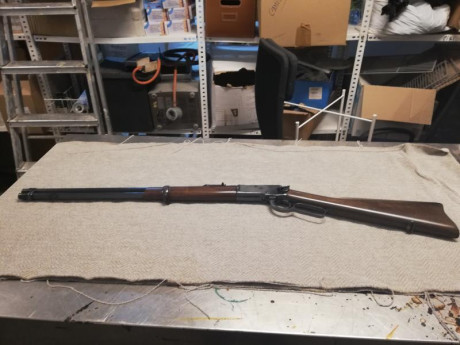 Buenos dias, vendo este excelente rifle por 600 €,esta en malaga para mas informacion Jose 607801217, 01