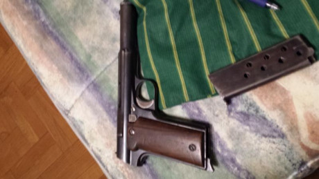 Vendo Astra 400 fabricada para el Gobierno Vasco con punzones BOPE. 
El estado del pavón de la pistola 02