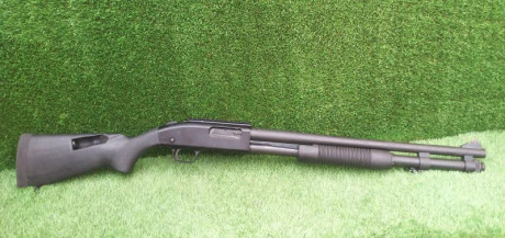 Se vende Mossberg 590 A1, culata con deposito para 4 cartuchos, carga 8+1, recamara 12/76 magnun, accesorios: 01