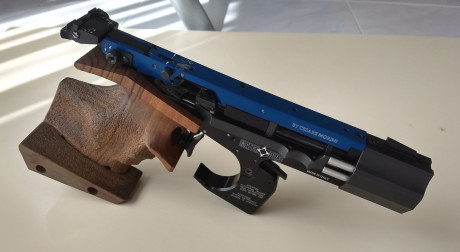 Hola, se vende pistola  Match Guns MG2E  (con disparador electrónico), calibre 22 LR, guiada en F. Comprada 02