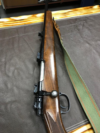 Pongo en venta Mauser cerrojo en calibre 30.06. Con bases y anillas extra-altas para cerrojos M98. Las 21