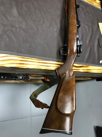 Pongo en venta Mauser cerrojo en calibre 30.06. Con bases y anillas extra-altas para cerrojos M98. Las 20