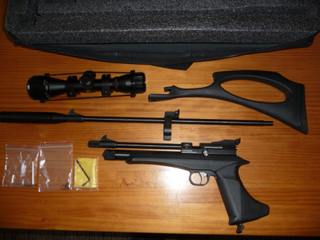 Vendo pistola-carabina marca Diana, co2, con su maletín y embalaje tal como vino de Blackrecon. Con ella 11