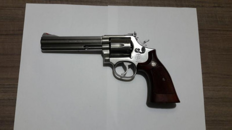 Hola, buenos días a todos. 

Me presento, soy de Valencia y me gustaría vender algunas armas.  
No sé 02