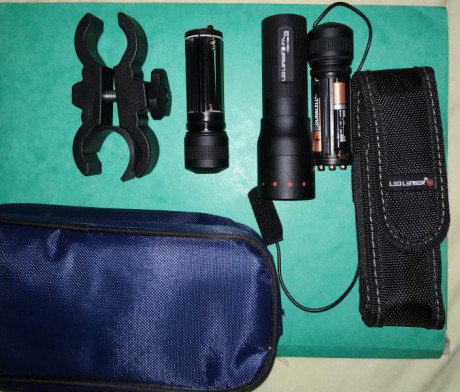 Vendo linterna Led lenser p7.2, en perfecto estado,con haz de luz regulable, incluye, linterna, pulsador 00