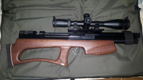 Buenas,muy a mi pesar tengo que poner este magnífico equipo en venta compuesto por:
-Carabina lobo hound 00