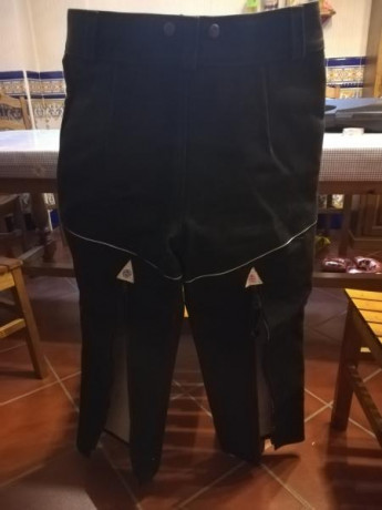 Pantalon Tiro Olimpico. Marca AGH Anschutz, modelo 144 Standard
Como nuevo. Prácticamente sin uso. Comprado 01