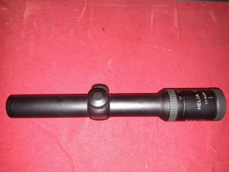 Visor de batida Kahles Helia C 1,1-4x24,  está en perfectas condiciones sin roces ni golpes.
Posibilidad 00