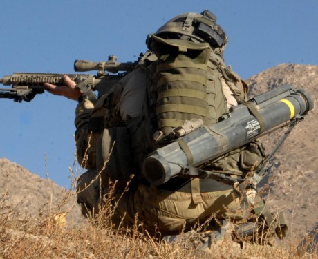 Del cerrojo al semiautomatico. el nuevo fusil para francotirador derivado del stoner  fue Hecho para pegar 21