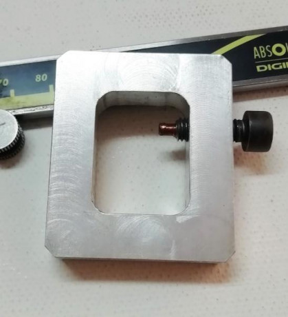 VENDO placa para regular con precisión el punto de mira en armas de avancarga, mecanizado en duraluminio 01