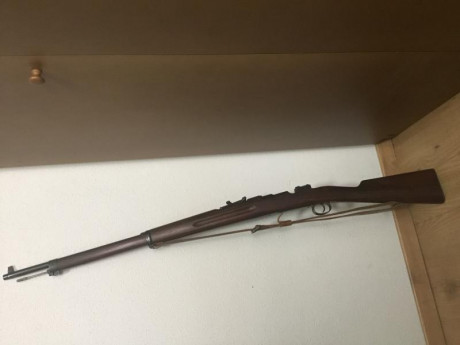 Vendo fusil Carl Gustafs del año 1909 calibre 6,5 mm x 55, muy preciso y cuidado.
Esta en Madrid.
Fusil 02