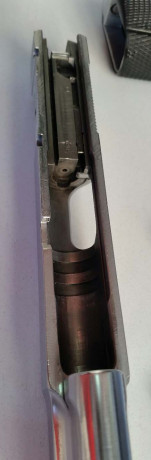 Vendo pistola FN BROWNING HP 35 9 mm. pb. Es de las fabricadas en Bélgica. Funcionando, sin ningún problema. 21