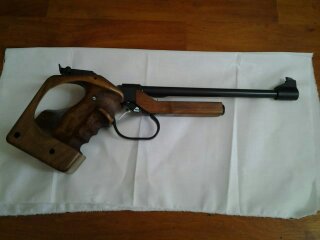  1293840094363.jpg Hola vendo magnifica pistola libre,marca Hammerli 152,electrónica,el arma esta guiada 00
