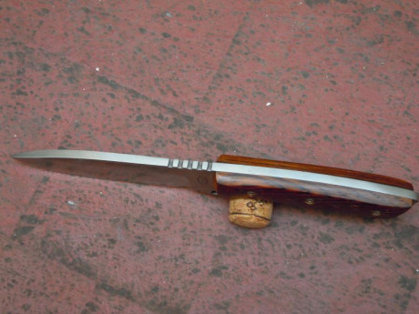 Cuchillo CELTIBERO, acero al carbono, 1ª edición, serie limitada a 100 uds. sin uso, incluye funda original 00