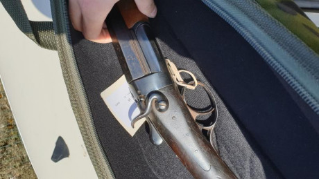 Muy buenas compañeros, hace poco me hice de algunas armas de las que se la marca pero no el modelo, me 02