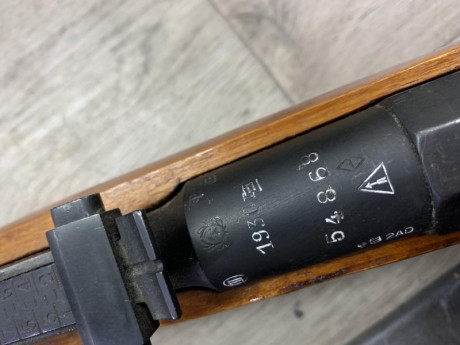 Por fallecimiento del dueño se vende este fusil depositado en armería. Es un Mosin Nagant 1891/30 (creo) 02