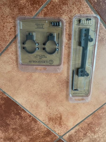 Vendo montura y anillas de pulgada (25,9 mm) para fusil remington 700, son de quita y pon sin que el punto 02