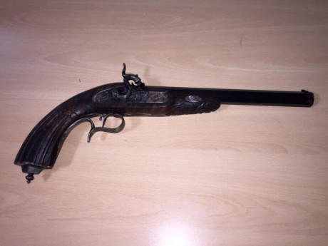 Hola Compañeros pongo a la venta esta pistola de arsa cal 41 conocida por todos por su fiabilidad y buen 01