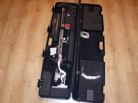 VENDO MI CARABINA DE COMPETICION   GRUNIG+ELMIGER  22
MODELO RACER CAÑON SELECCIONADO,RABERA RETURN,CULATA 20