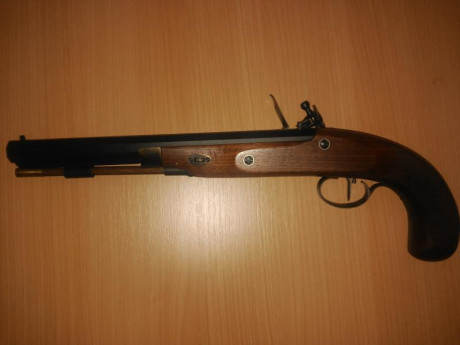 Saludos.
Vendo pistola Pedersoli Charles Moore, de chispa, cal 44 cañón liso, en buen estado.

300€ más 01