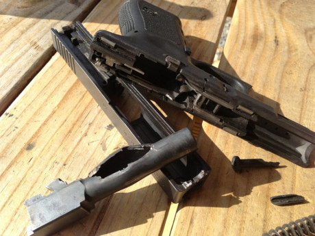 Hola 

Estoy buscando una Glock 17 corredera, ¿alguien tiene una para vender?

Un saludo 60