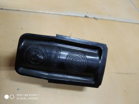 Hola, vendo cargador para rifle Tikka T3 calibre 30-06 4 balas. Es nuevo y su precio 35€.
Y cargador para 02