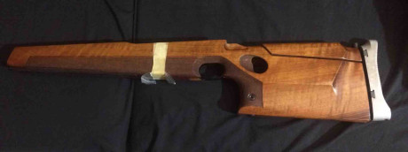 Hola un compañero me ha pedido que le ponga esta culata a la venta. Es una de una Walter KK. pide 200€ 02
