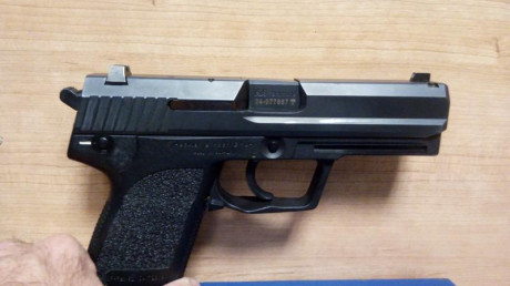 Hola vendo mi HK USP 9mm..esta muy cuidada..casi sin uso..intetesados por privado o wassap 658.539.515 20