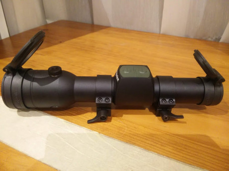 Aimpoint h30L com tapas abatibles 430€. 00