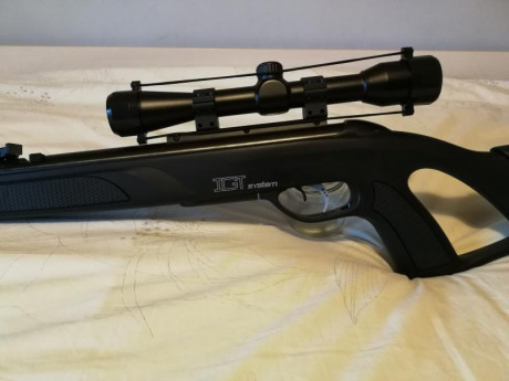Carabina GAMO CFR IGT Whisper cal. 4,5. Estado absolutamente impecable. (Menos de 50 disparos). Con Visor 01