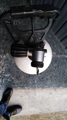 Se vende botella solo un dueño ,solo utilizada para aire pcp ,se vende tal cual se ve con todos los complementos.
Falta 01