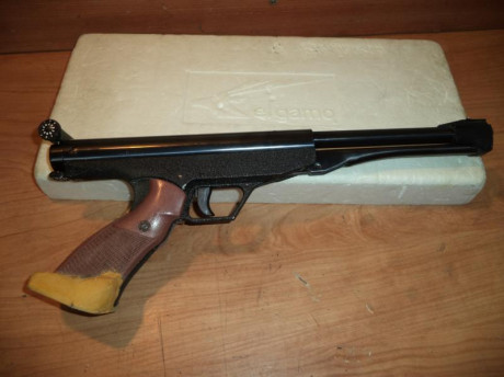 Pistola Gamo Center con la empuñadura modificada. 

50 €

Está en Zaragoza. Estoy abierto a cambios, excepto 00