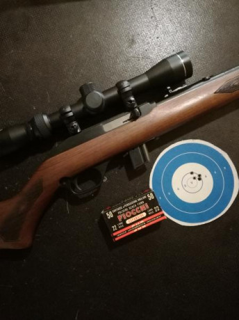 Buenas, pongo a la venta esta carabina semiautomática MARLIN 70 del calibre 22 LR + visor TASCO 3-9x32. 02