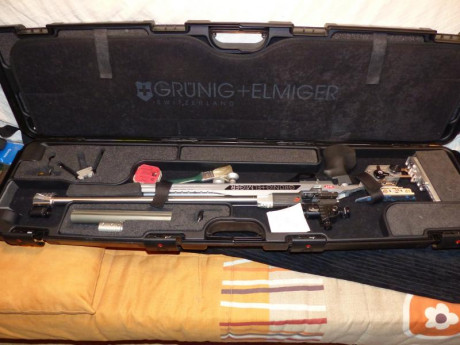 VENDO MI CARABINA DE COMPETICION   GRUNIG+ELMIGER  22
MODELO RACER CAÑON SELECCIONADO,RABERA RETURN,CULATA 131