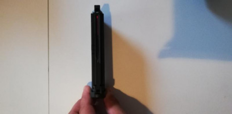 Vendo Gamo V-3 CO2 Cal .177 / 4,5 mm.

Pistola de corredera móvil.

Cargador extraíble.

Con caja rígida 10