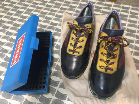 Zapato marca Pardini Nª 38 muy poco uso, esta con los sujetadores originas, la bolsa de transporte y caja 01