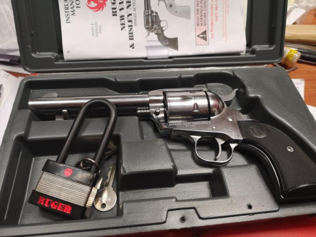 no tener tiempo vendo mi Ruger en acero inox y calibre .45 Colt. El arma está como nueva, no tendrá ni 02