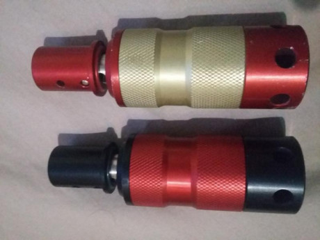 ( vendidas)

 2 granadas oshiboom de fogueo. poco uso va con detonantes de 9mm

 20191124_220343.jpg 
 01