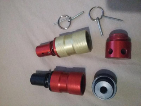 ( vendidas)

 2 granadas oshiboom de fogueo. poco uso va con detonantes de 9mm

 20191124_220343.jpg 
 00