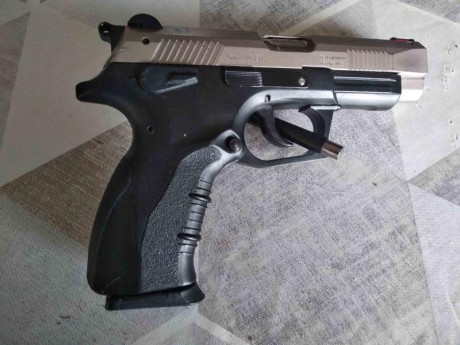 Vendo pistola Grand power k100 de 9 mm P.B, esta nueva
Precio: 350€ + Portes
Teléfono: 664 381 999 Miguel 00