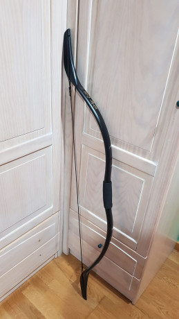 Muy buenas compañeros, 

Debido al poco tiempo del que dispongo, pongo a la venta un arco estilo samurai, 01