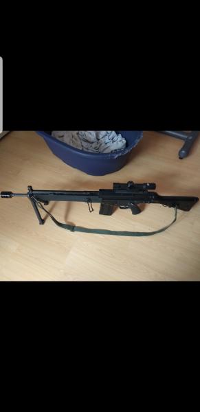 vendo hensoldt fero z24 de 4 aumentos, n perfecto estado, sin arañazos ni usos, solo tiene un pequeño 00