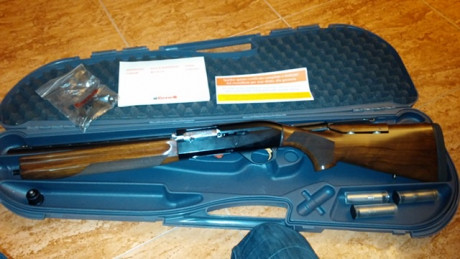 Buenas compañeros, pues eso que vendo mi benelli montefeltro de zurdos, es de 71cm, con todos los polichokes 12