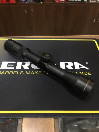 Buenas,pongo a la venta el visor de un buen amigo,es un Nikon Monarch E de 1'5-6x42,poco decir de estos 00