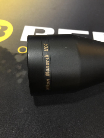 Buenas,pongo a la venta el visor de un buen amigo,es un Nikon Monarch E de 1'5-6x42,poco decir de estos 11