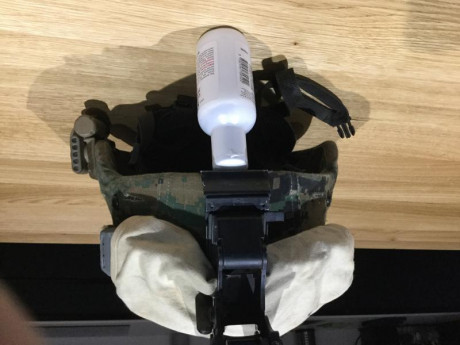 Real no airsoft
Se vende lo que se ve en la foto
Casco talla L
Sure fire de casco blanco/rojo IR
Nuquera 20