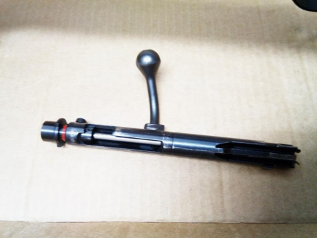 Se vende carabina marlin xt 22 vr con muy poco uso, en su caja original.
Calibre 22LR
Culata de madera 52